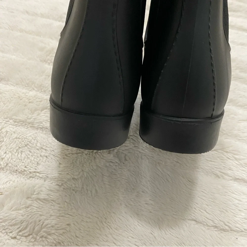 Sam Edelman Tinsley Chelsea Matte Black Women's Rain Booties Boots New Size 6